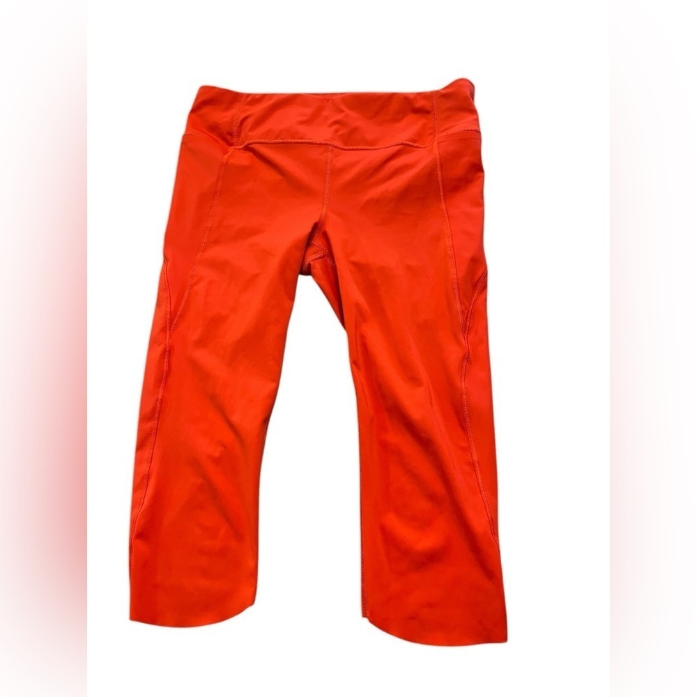 Athleta Women's Orange‎ Cropped Leggings Size M Activewear